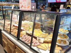 面包甜点陈列柜-多乐之日(和平伊势丹店)