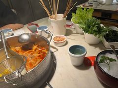 -左庭右院鲜牛肉火锅(浦江欢乐颂店)