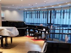 -柏斯音乐艺术中心·钢琴·吉他(上音店)