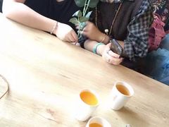 -愉肴麻辣香锅(中山路店)