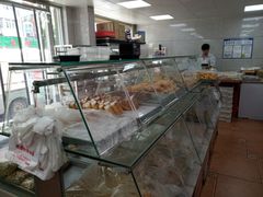 面包甜点陈列柜-爱德顺糕点食屋(利民道店)