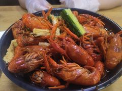 十三香小龙虾-冲天吼(拱瑞山路店)