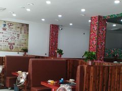 -哈尔滨东北铁锅炖(都督街店)