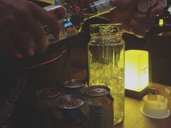 -FOUR PLAY BAR