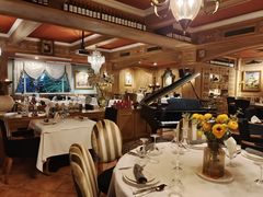 -火车头法国西餐厅