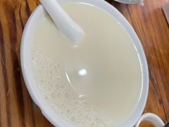 手工现磨甜豆浆-锅贴大王南翔小笼(临沂二村店)