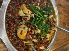 -乡土特色.冷锅鱼.牦牛肉汤锅