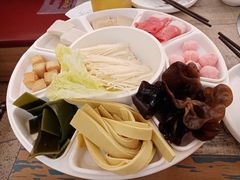-鸡遇虾煲干锅火锅(小寨金莎店)