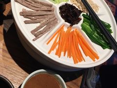 鸡丝凉米线-云海肴·汽锅鸡·云南菜(天山百盛优客店)