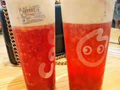 奶霜莓莓果茶-CoCo都可(东城国贸店)