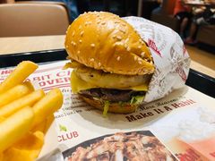 -The Habit Burger Grill 哈比特汉堡(爱琴海店)