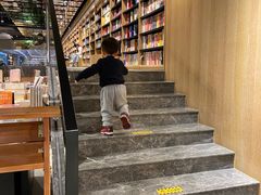 -覔书店(壹方城店)