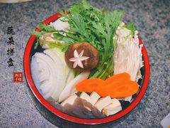 寿喜锅蔬菜什锦拼盘-NIUAN牛庵·日式和牛烧肉(恒隆店)