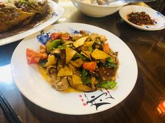 -缘来聚·徽菜名店(黄山宏村店)