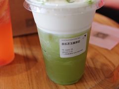 喜乐芝玉露茶后-喜茶(广州荔湾领展广场店)
