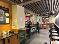 -星巴克(西藏路店)