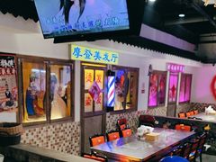 -马路牙子烧烤音乐酒馆(望京店)