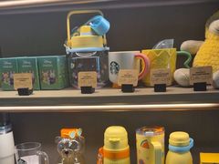 -星巴克臻选(上海今潮8弄店)