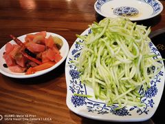 -老天桥酱肉烧饼夹肘子(天桥店)