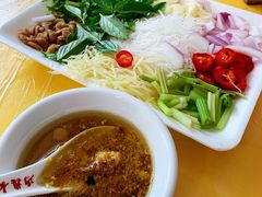 -官塘陈记鱼生·潮汕砂锅粥·牛肉火锅(潮枫路总店)