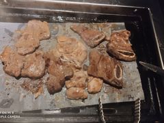 -阪尚皇·原切牛排·烤肉火锅自助(北京路店)