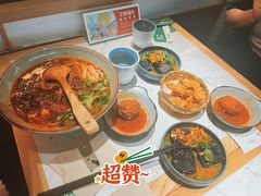 -百春原湖南牛肉粉(百联世纪店)