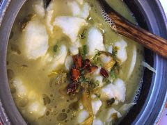 -周鱼小馆石锅酸菜鱼(活力汇店)