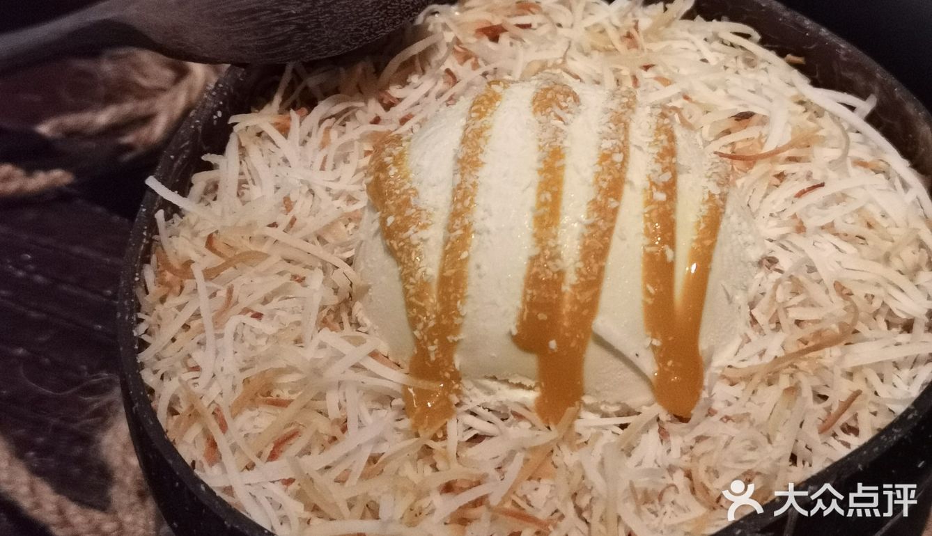 二刷野果 点了上次没点的 排骨锅--里面排骨还是蛮多的