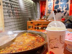 -周小明火锅(黑金冠社区店)