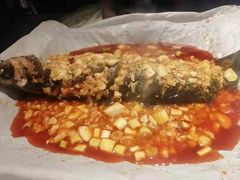 蒜香纸包江团烤鱼-红辣椒·川菜·火锅(张杨路店)