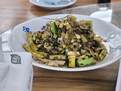 -芦茨金富饭庄·25年老字号·专做稻草鸡