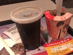 -麦当劳(汉口火车站候车室店)
