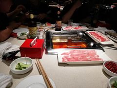 -海底捞火锅鲜切牛肉主题店(长寿路店)