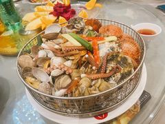 小船鱼家汇-小船渔村•大连菜•大连焖鱼(明泽街店)