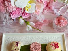 -珈境湖畔餐厅·湖北菜·江浙菜•樱花季(西北湖店)