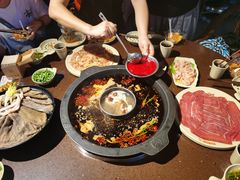 -巴倒烫陆派火锅山庄(南山总店)