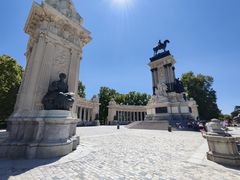 -阿方索十二世纪念碑