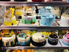 -焙丽拾光(麦凯乐直营店)