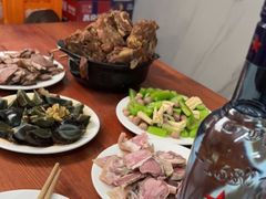 -宝瑞门钉肉饼店