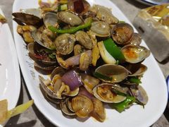 -四川小胡子海鲜(丁村万人海鲜广场店)