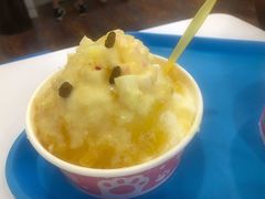 菠萝味刨冰-梁子刨冰王&梁小糖(王顶堤店)