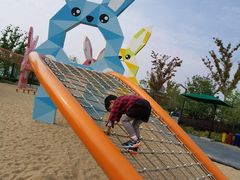 -季高兔窝窝亲子园(上海薰衣草公园店)