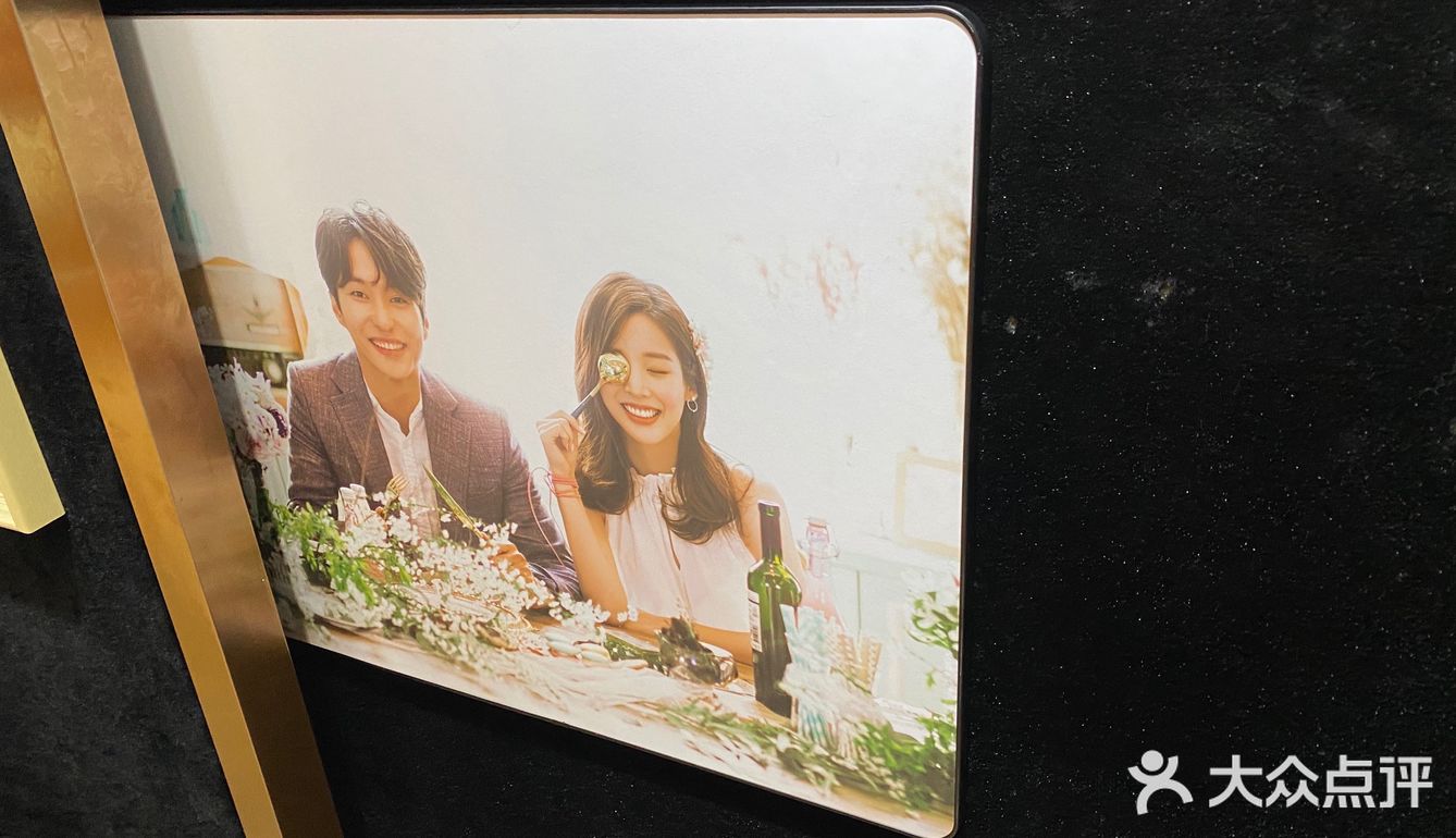 根据样片选场景