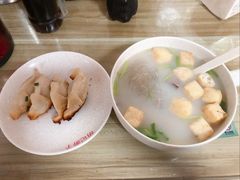 -胡记锅贴·沪上游子老鸭粉丝汤(太原路店)