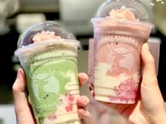 樱花抹茶胶原酸奶冻-瑞幸咖啡(南京绿地之窗店)