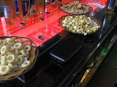 -GAGA主题量贩式KTV平价店(工大店)