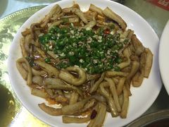 -独一佳老胡湘菜馆(矿山路店)