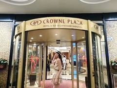 -深圳富苑皇冠假日套房酒店