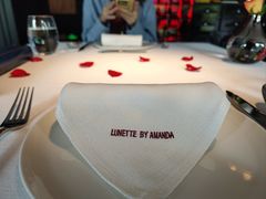 -弦月窗LUNETTE BY AMANDA(复兴路店)
