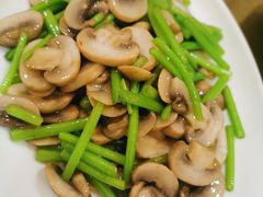 -马尔龙新疆饭店·清真(瑞景店)